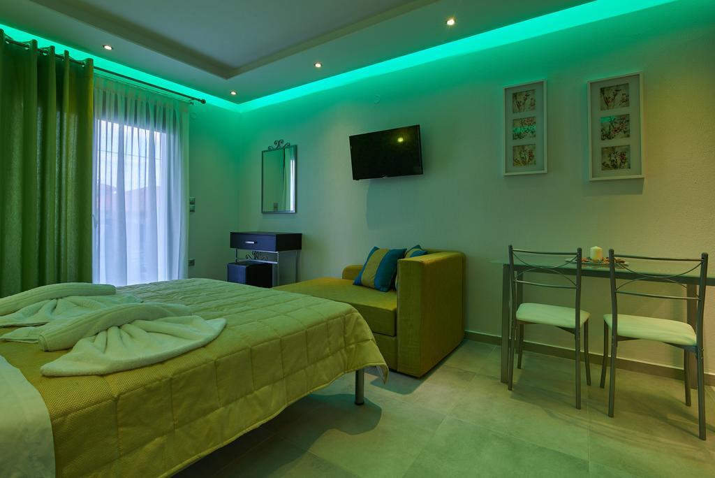 Grey House Apartments Nikiti  Room photo