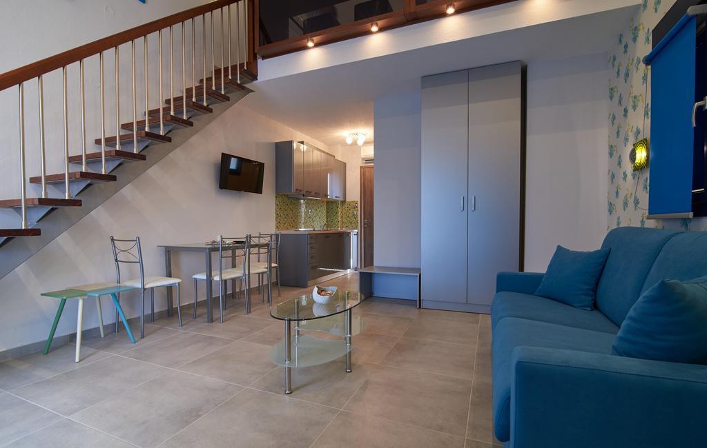 Grey House Apartments Nikiti  Room photo