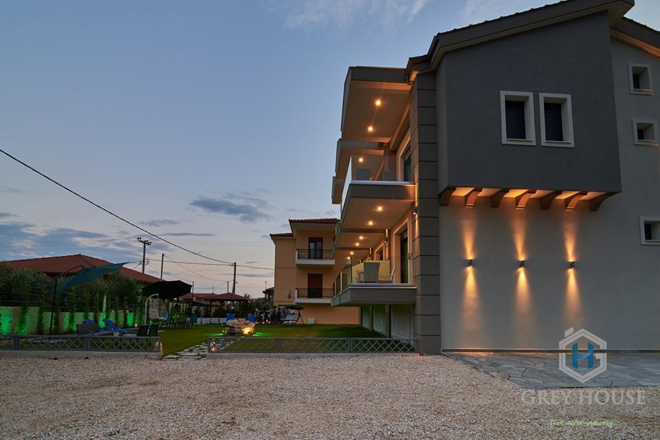 Grey House Apartments Nikiti  Exterior photo
