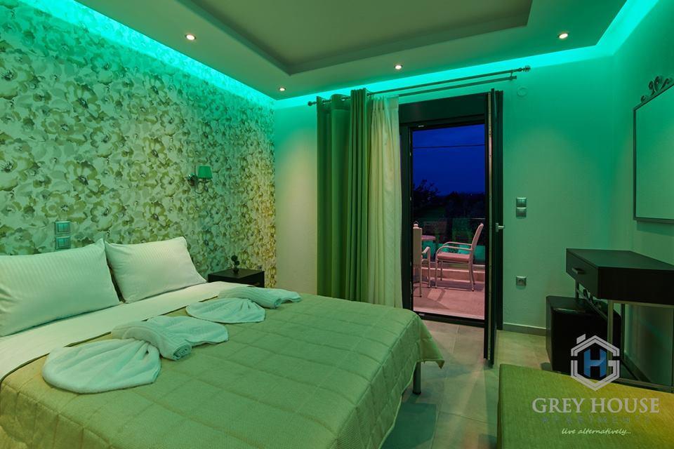 Grey House Apartments Nikiti  Exterior photo