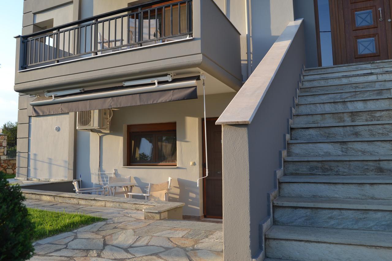 Grey House Apartments Nikiti  Exterior photo